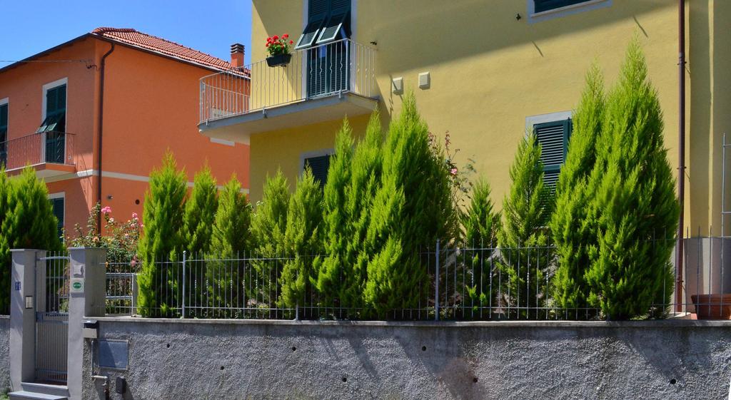 Hotel La Casa Delle Rose La Spezia Esterno foto