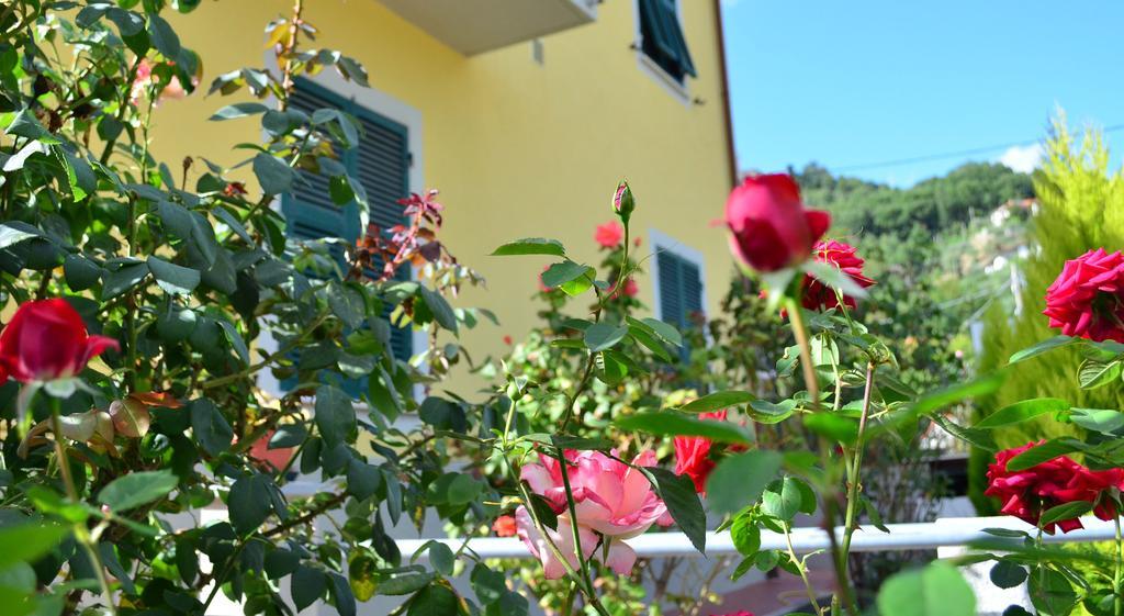 Hotel La Casa Delle Rose La Spezia Esterno foto
