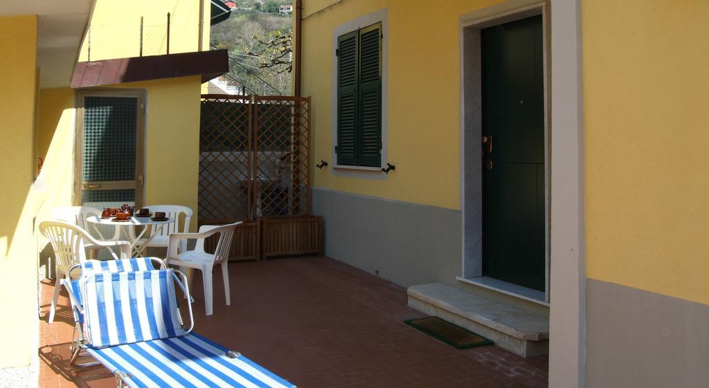 Hotel La Casa Delle Rose La Spezia Esterno foto